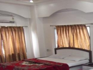 Fluorescent By Bizzgrow Hotels-viman Nagar 3* Pune
